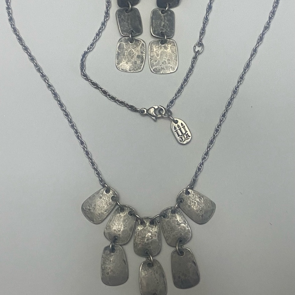 ⭐️JAMES AVERY⭐️ Set - Hammered Square Link Earring and Necklace - Retired - Picture 11 of 15